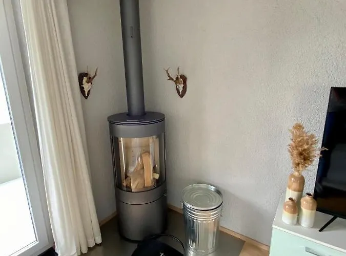 Apartment Traumhafte Sonnenresidenz Mit Berg- Und Seeblick Amden