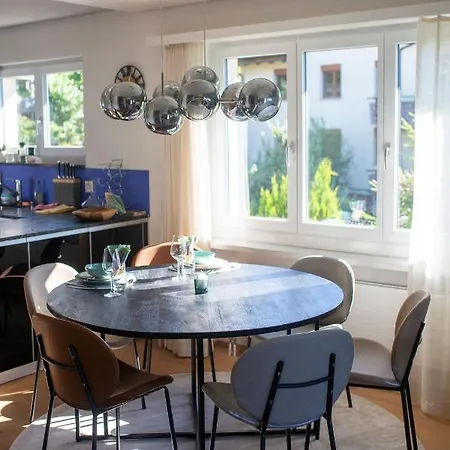 Traumhafte Sonnenresidenz Mit Berg- Und Seeblick Apartamento *